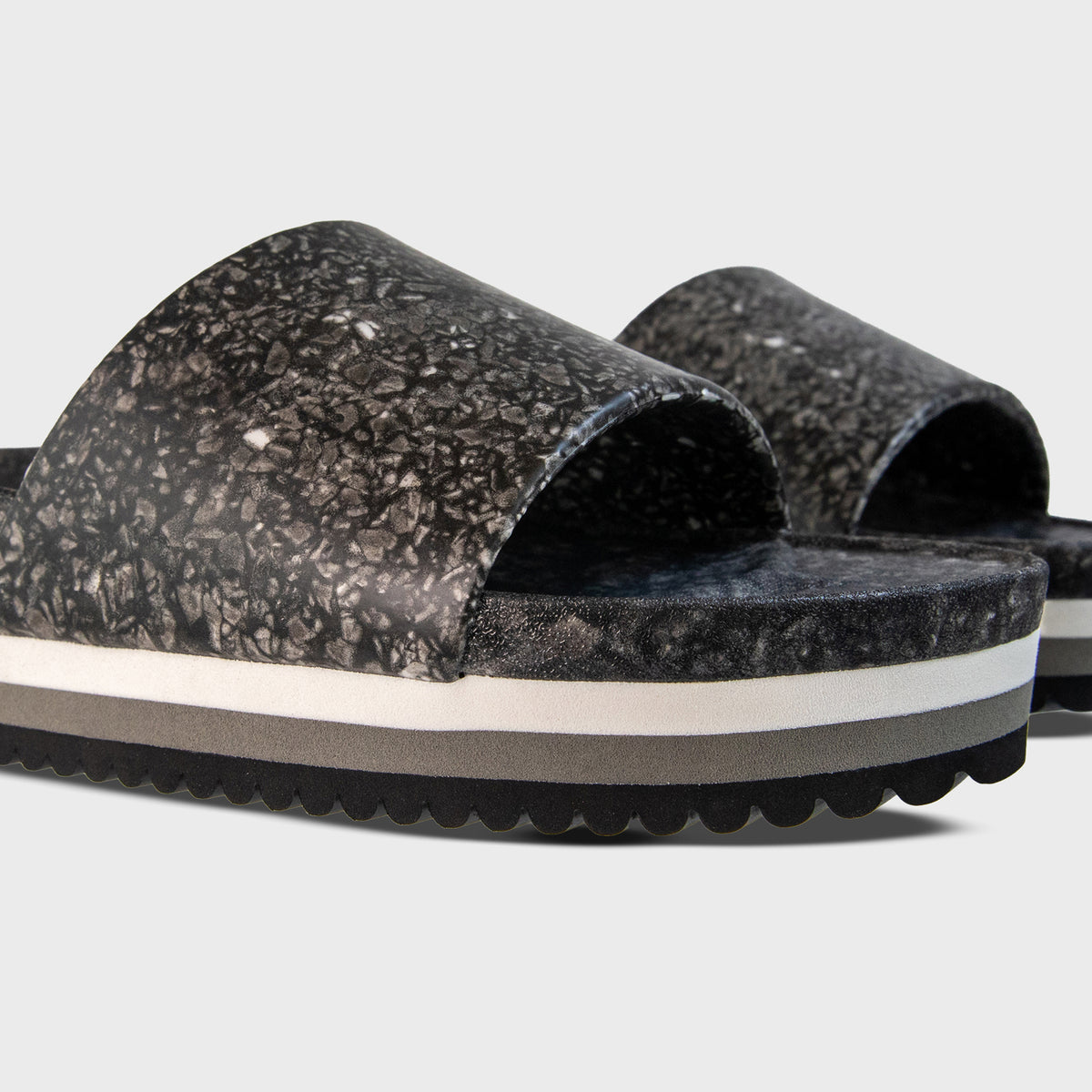 East Beach Slide Platform - Night | Fleks