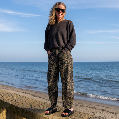 East Beach Lux - Night